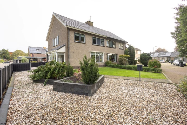 Foto 4 van Johan Frisostraat 8