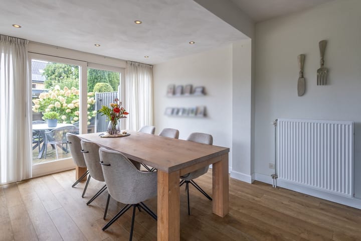 Photo 25 of Johan Frisostraat 8