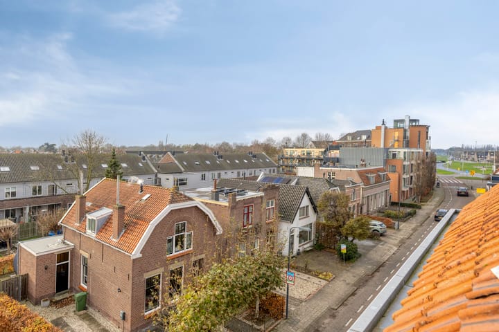 Photo 36 of Molendijk 63