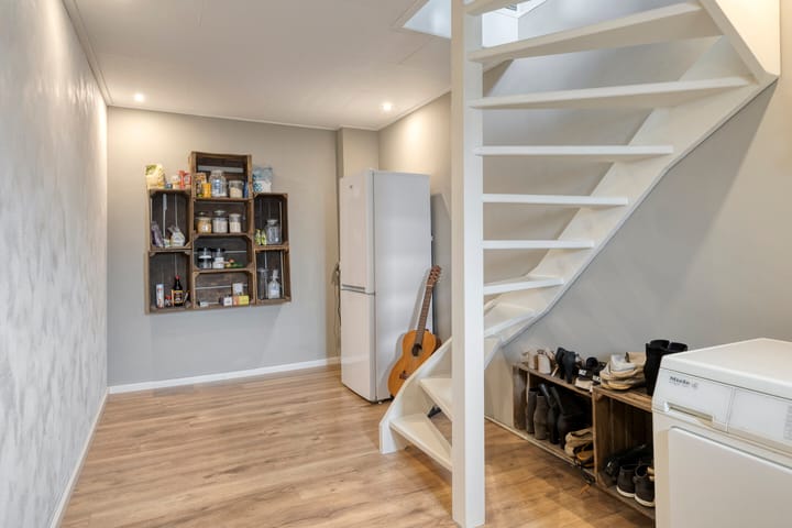 Photo 37 of Molendijk 63