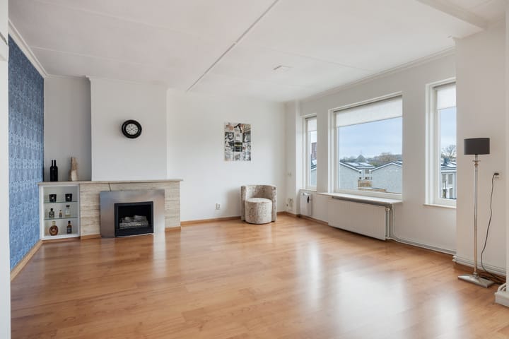 Photo 6 of Diekmanstraat 3-2