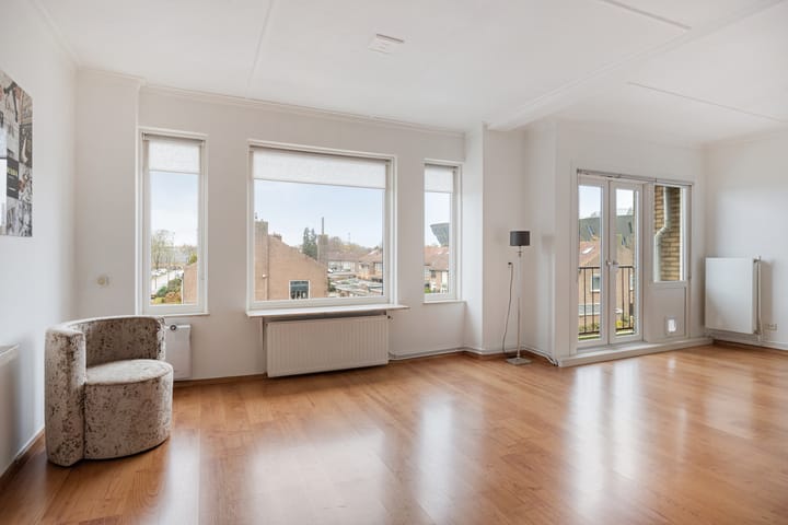 Photo 9 of Diekmanstraat 3-2