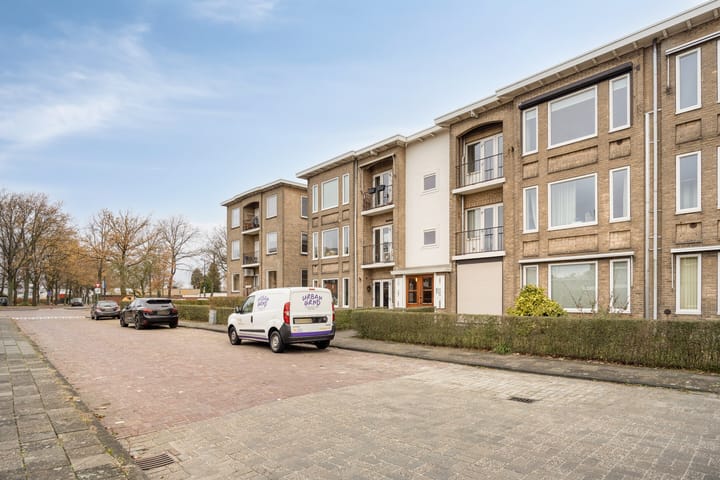 Photo 30 of Diekmanstraat 3-2