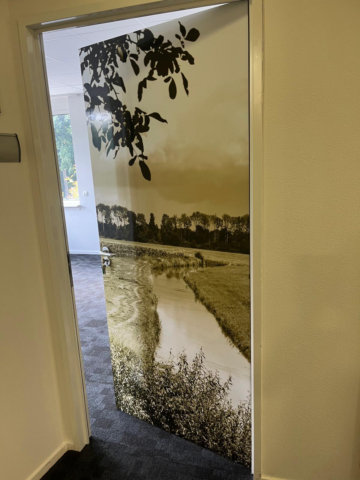 Bekijk foto 5 van Lingedijk 58