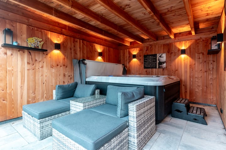 Photo 34 of Galjoen 08 49