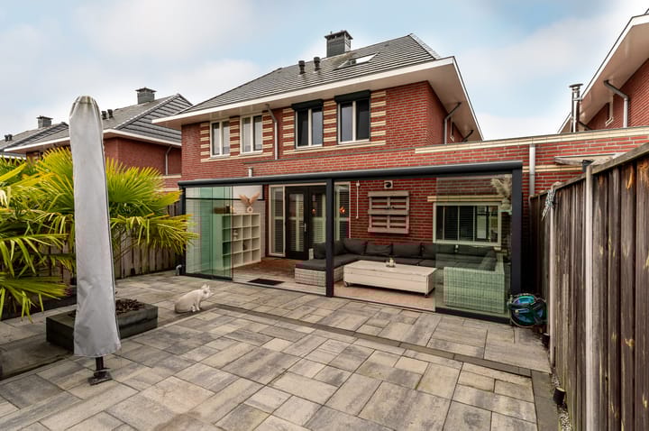 Photo 37 of Galjoen 08 49