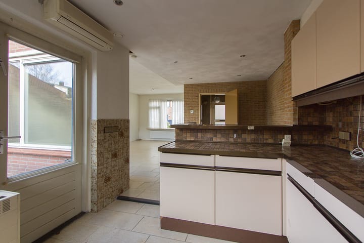 Photo 10 of van Goghstraat 6