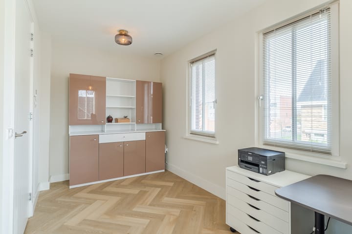 Foto 32 van Varshaak 16