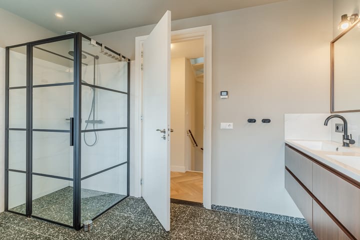 Foto 33 van Varshaak 16