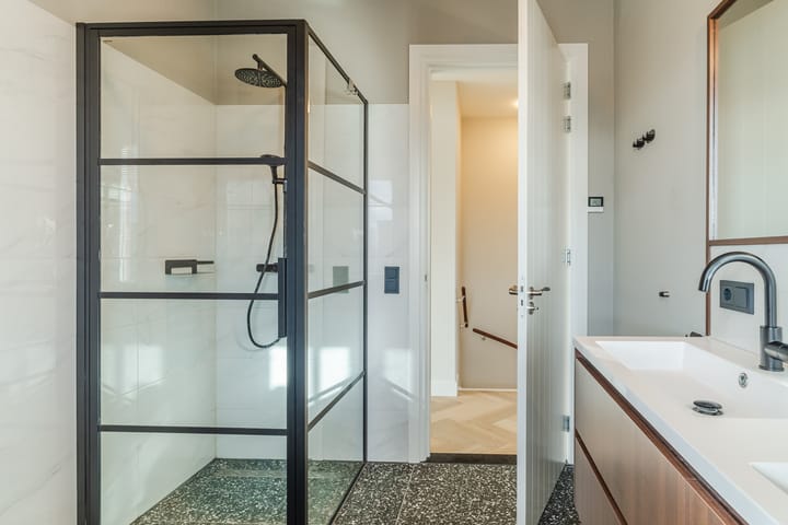 Foto 43 van Varshaak 16