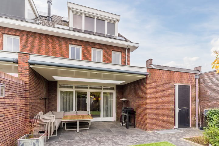 Foto 46 van Varshaak 16