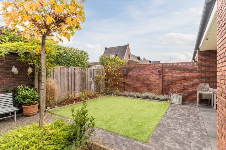 Foto 47 van Varshaak 16