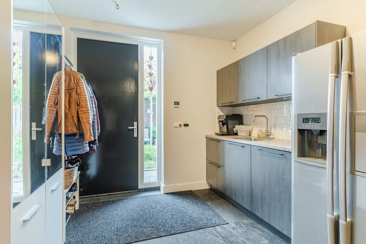 Foto 50 van Varshaak 16