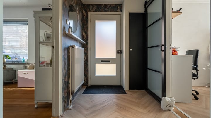 Foto 12 van Bornsestraat 75