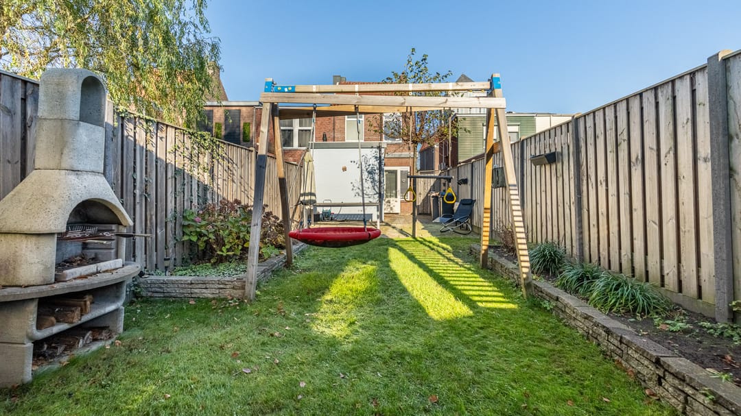 Photo 28 of Bornsestraat 75