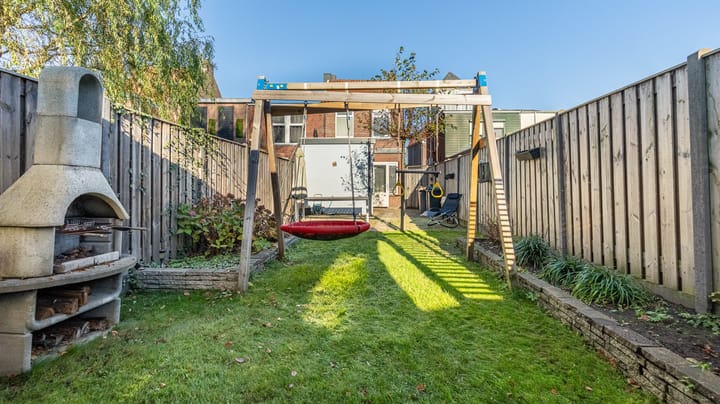 Foto 28 van Bornsestraat 75