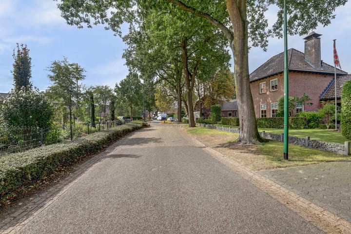 Photo 5 of Hoefstraat 42