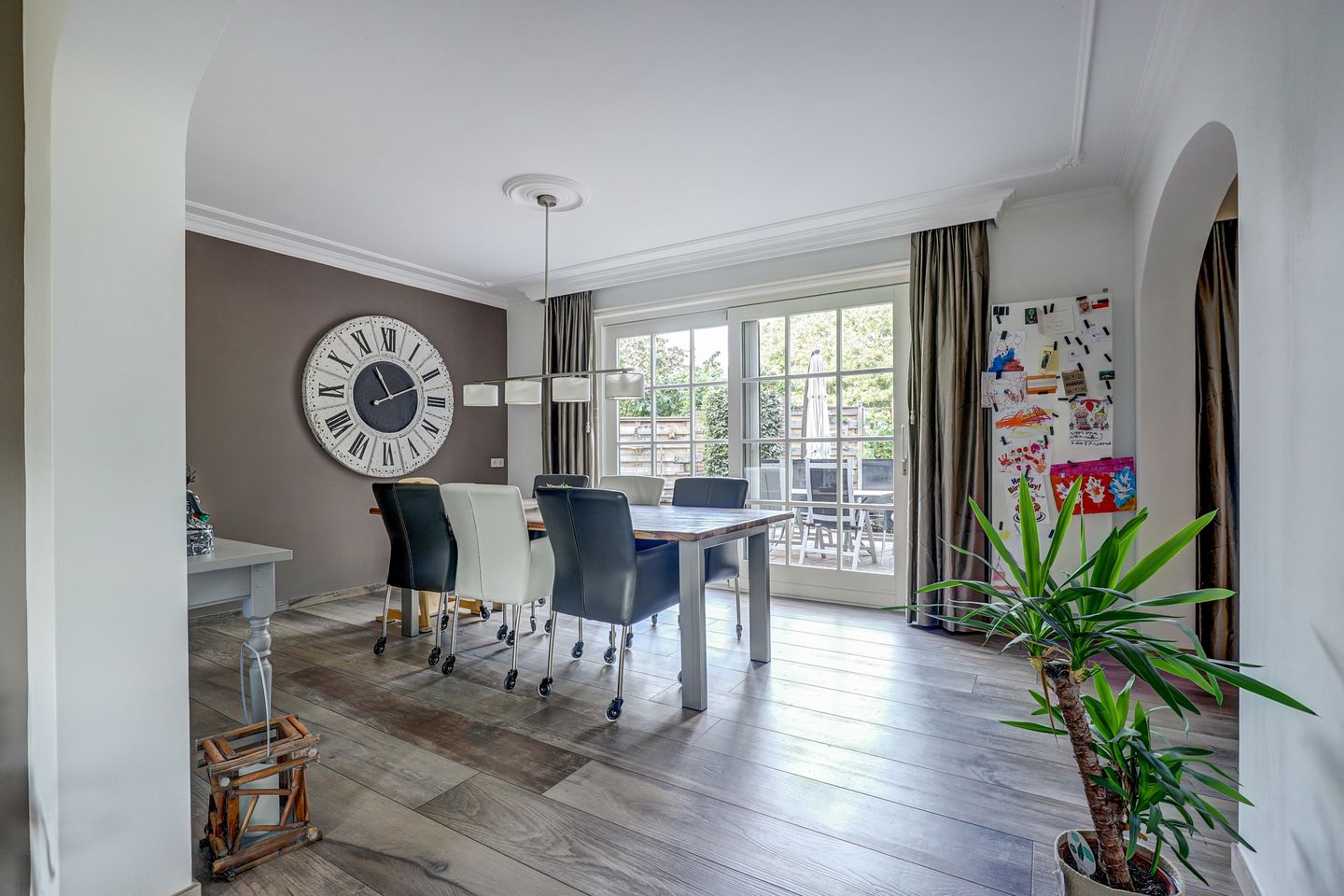 Foto 19 van Hoefstraat 42