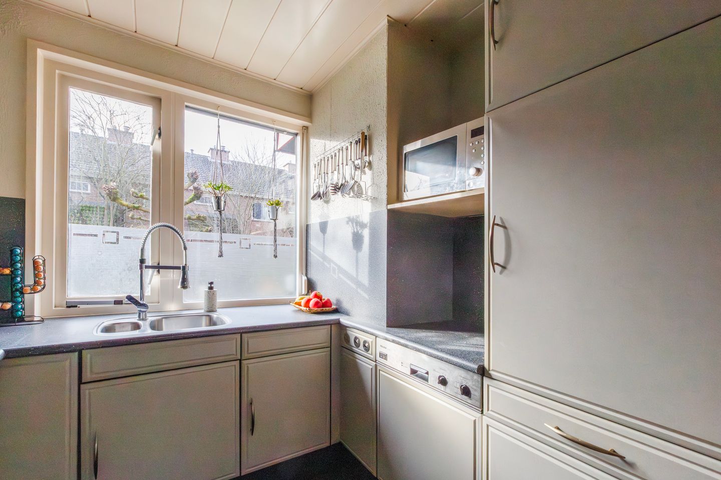 Foto 10 van Henri Dunantlaan 69