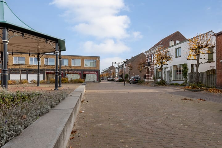 Photo 69 of Markt 14