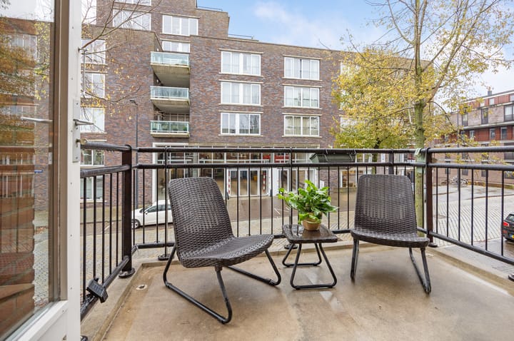 Foto 20 van Peter Martensstraat 43