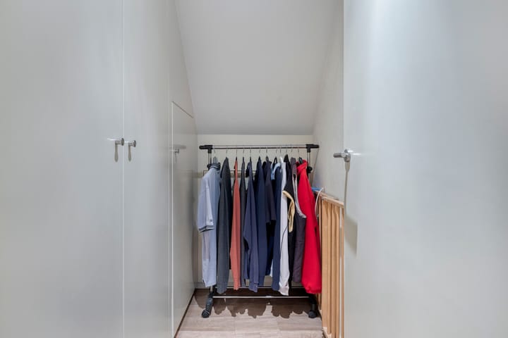 Photo 34 of Stoffels 101