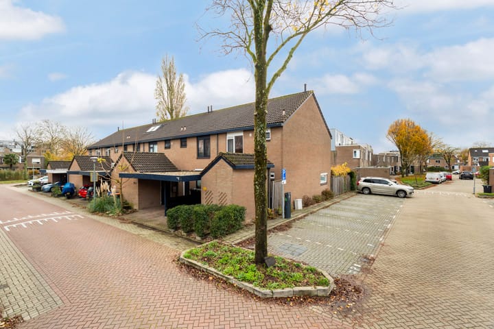 Photo 52 of Boris Pasternak-erf 242