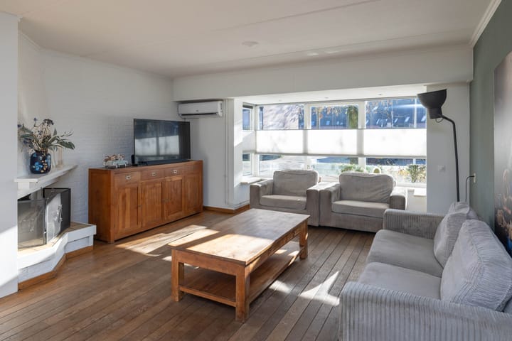 Photo 3 of Johan Buziaustraat 27