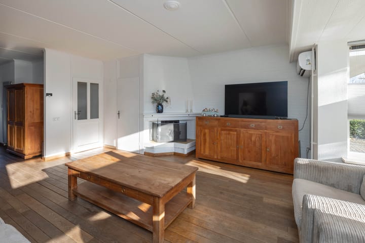 Photo 5 of Johan Buziaustraat 27