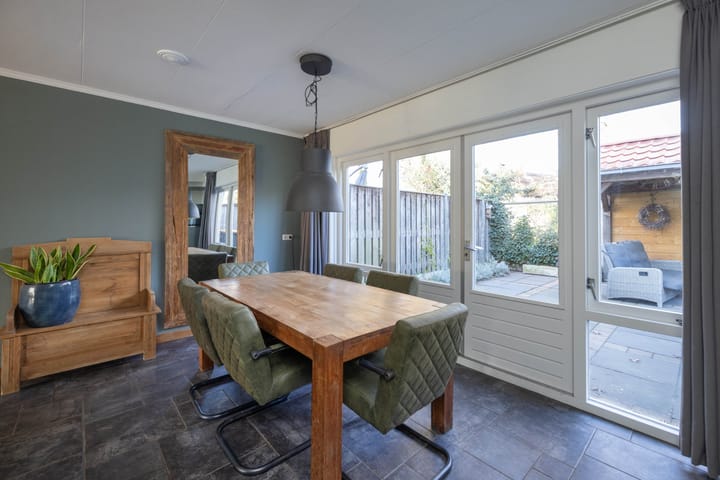 Photo 8 of Johan Buziaustraat 27