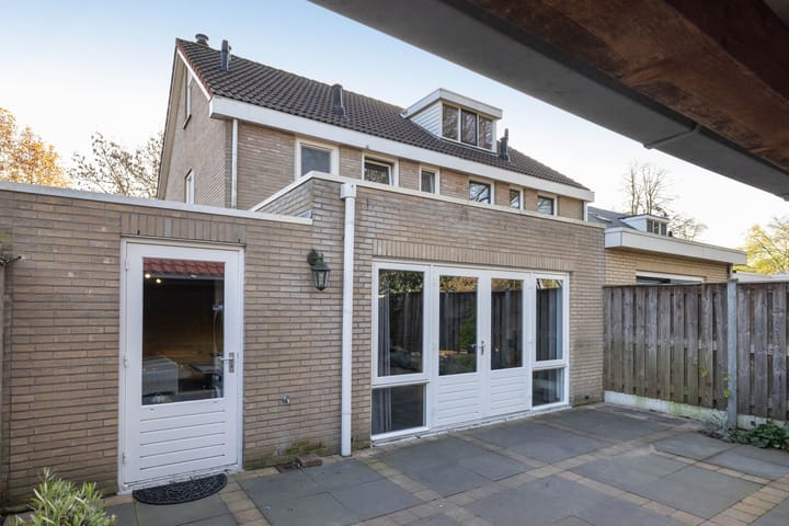 Photo 28 of Johan Buziaustraat 27