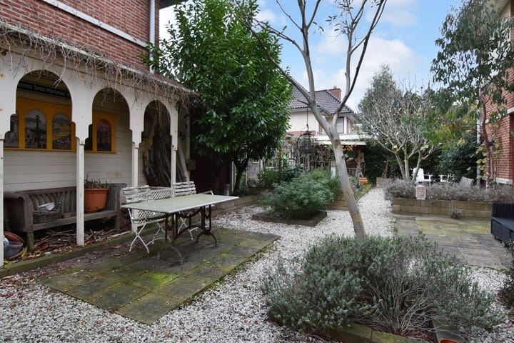 Photo 36 of Laan van Floris de Vijfde 4