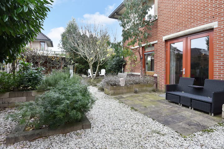 Photo 39 of Laan van Floris de Vijfde 4