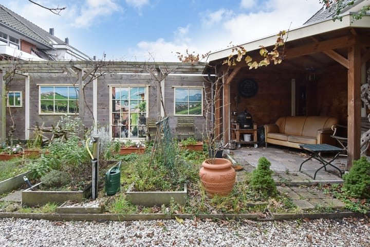 Photo 48 of Laan van Floris de Vijfde 4