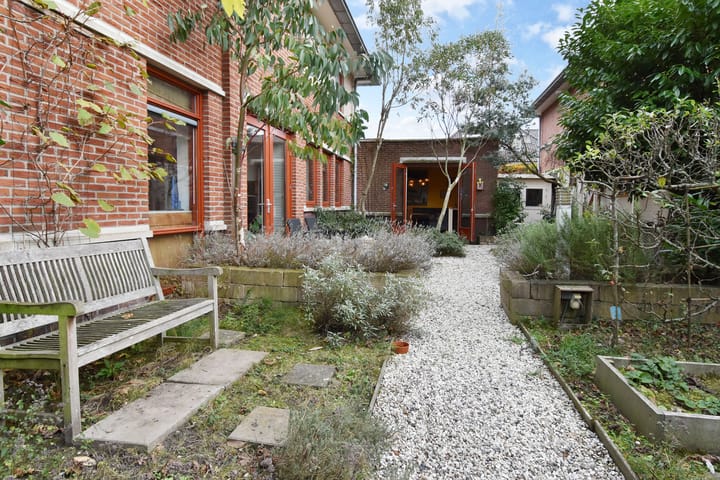 Photo 49 of Laan van Floris de Vijfde 4