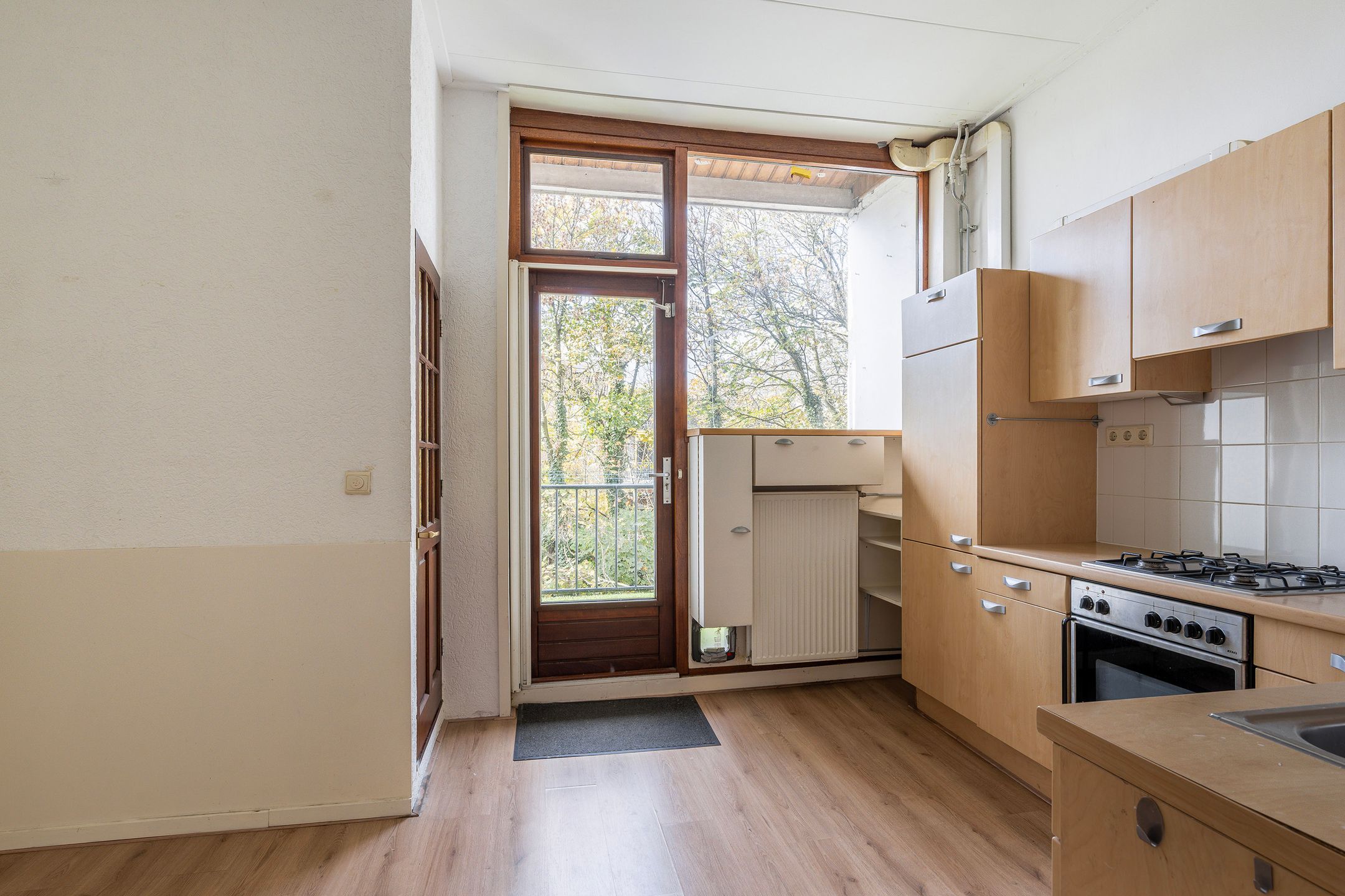 Photo 9 of Carnisselaan 23-B