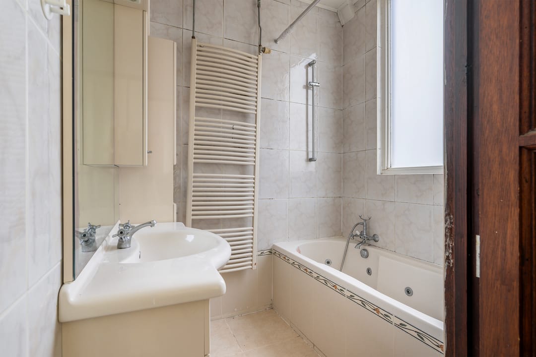 Photo 13 of Carnisselaan 23-B