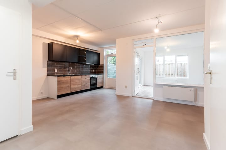 Jol 10 20-A main image