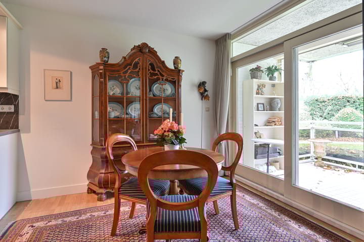 Foto 8 van Julianalaan 4-0114