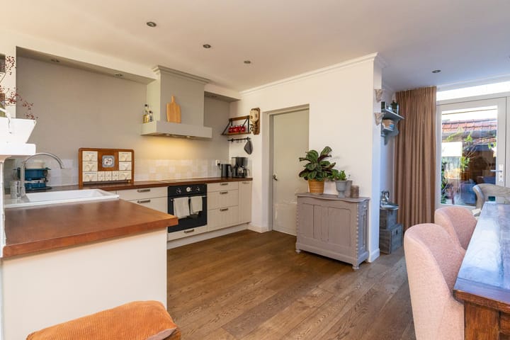 Photo 28 of Bannestraat 41