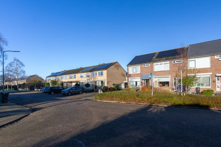 Photo 46 of Bannestraat 41