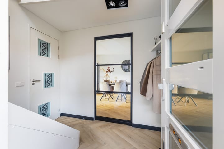 Photo 5 of Ds. Allendorpstraat 32