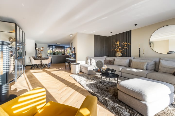 Photo 12 of Ds. Allendorpstraat 32