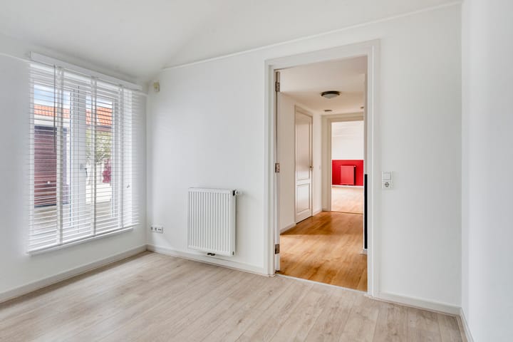 Photo 28 of Stenenstraatje 12