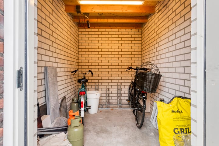 Photo 43 of Stenenstraatje 12