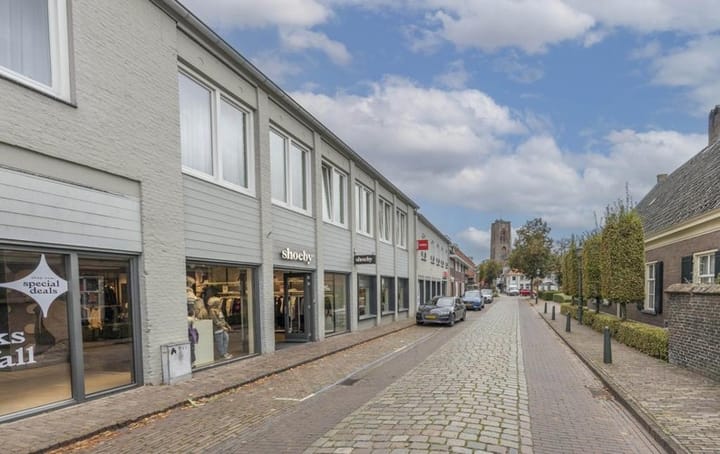 Photo 46 of Stenenstraatje 12