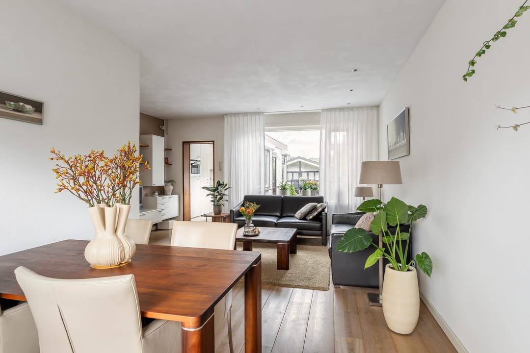 Photo 11 of Oranjestraat 12