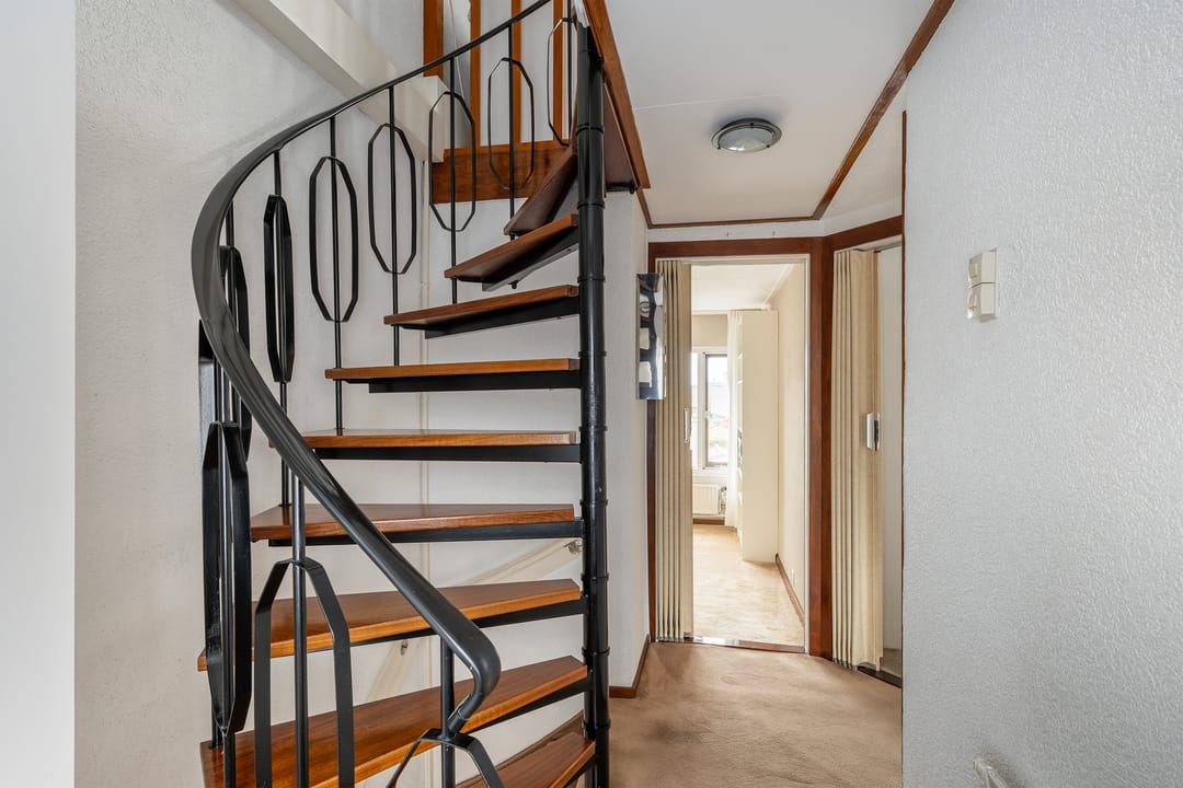 Photo 28 of Oranjestraat 12