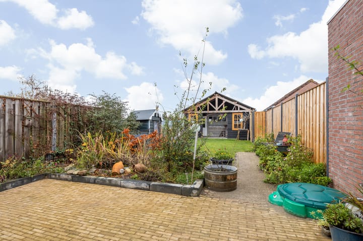 Photo 4 of Prinses Beatrixstraat 11