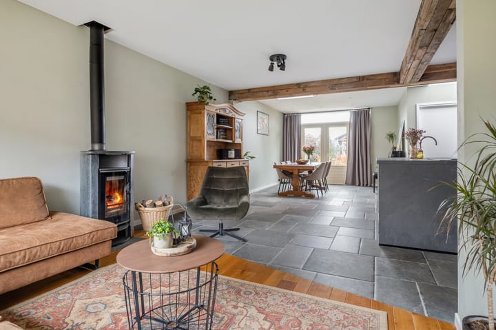 Photo 10 of Prinses Beatrixstraat 11